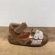 IC23S004-B brown voetbed sandaal klittenbanden