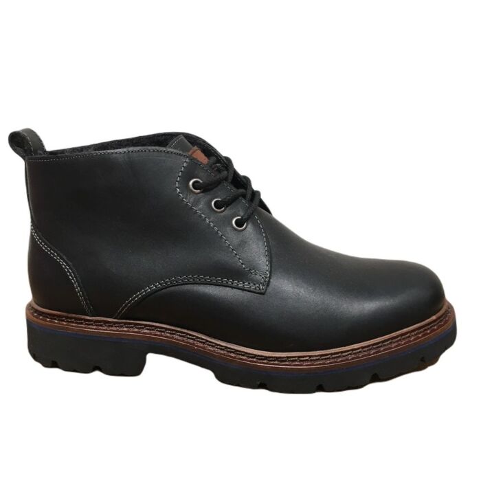 38332 vacht gevoerde mid veterboot