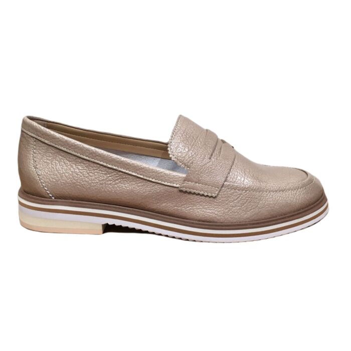 Dalma 02 taupe lak pennyloafer