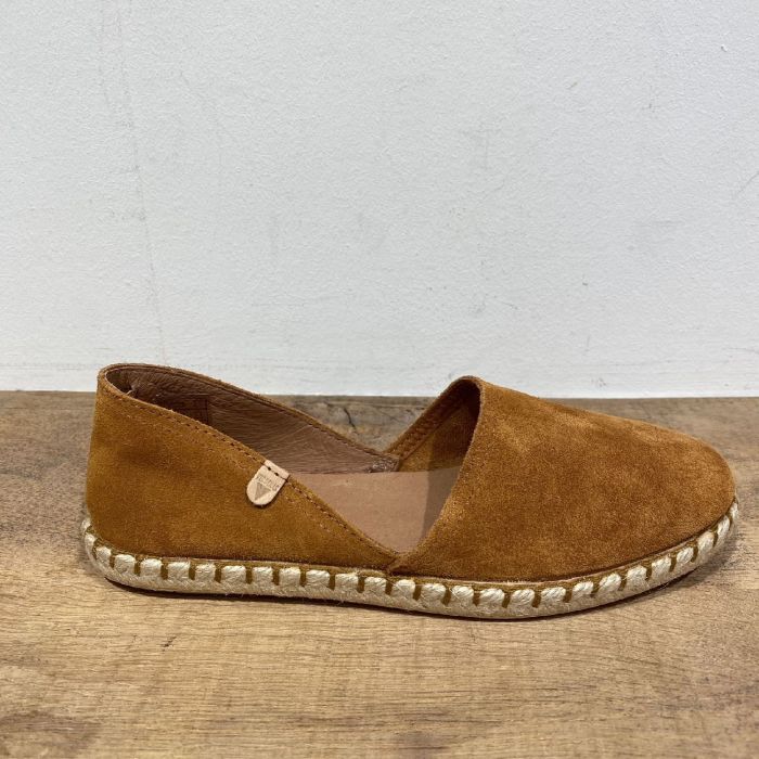 Carmen cognac suede open geleng